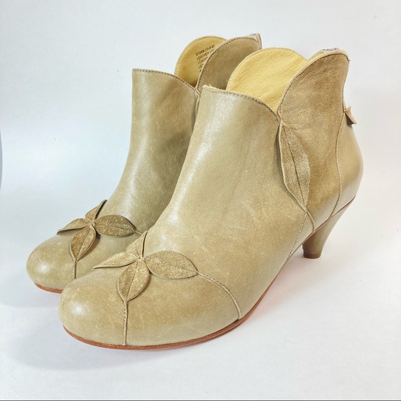 Anthropologie Shoes - Coupleof Anthropologie Genuine Leather Ankle Booties Taupe